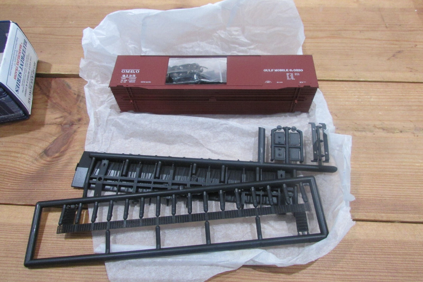 HO Scale (6) Branchline Trains Assorted Freight Cars Kit Lot#2953