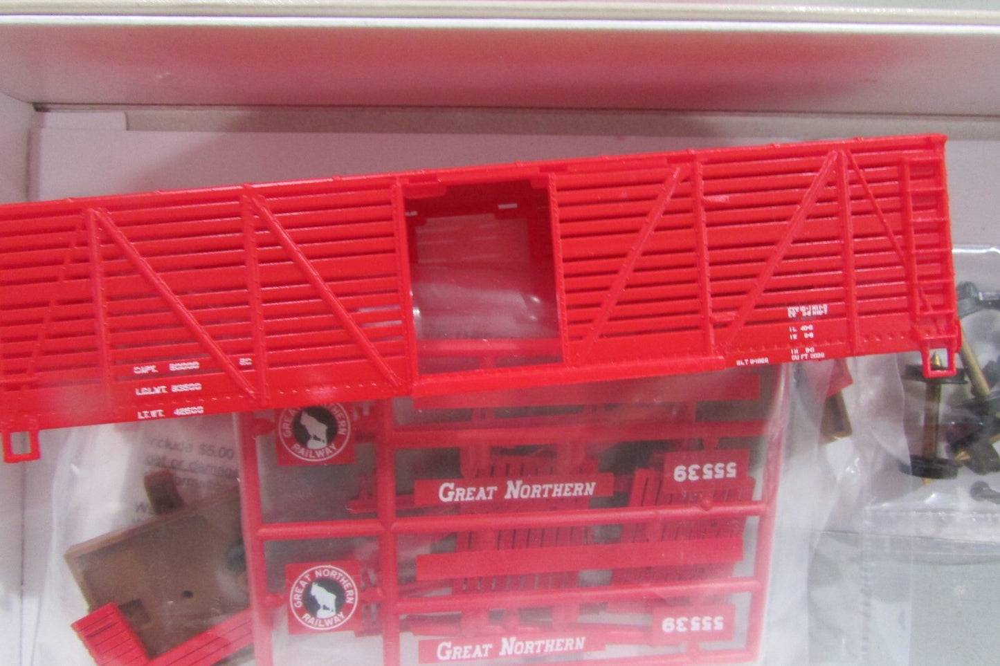 HO Scale Walthers 932-2763 40' Stock Car Great Northern Kit Lot#0315