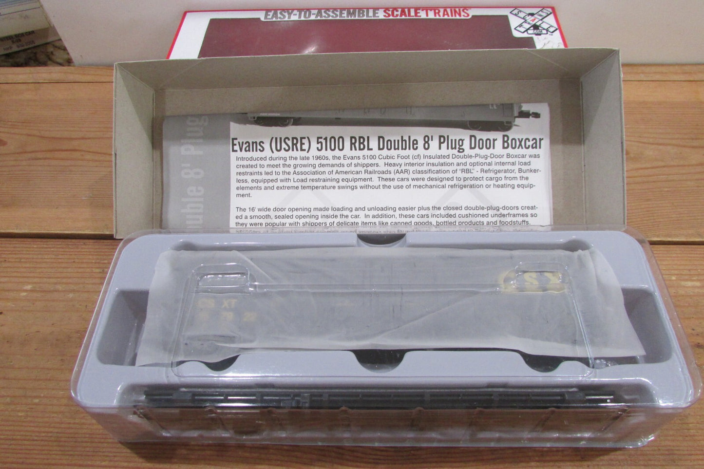 Ho Scale ScaleTrains CXS Evans USRE 5100 RBL 8Plug DD BoxCar Lot#4171