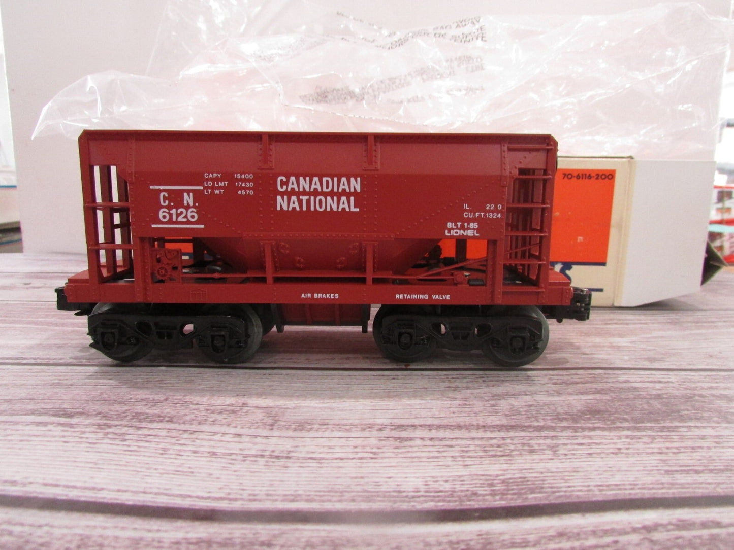 O Gauge Lionel 6-6126 Canadian National Ore Car w/Load Lot#3067