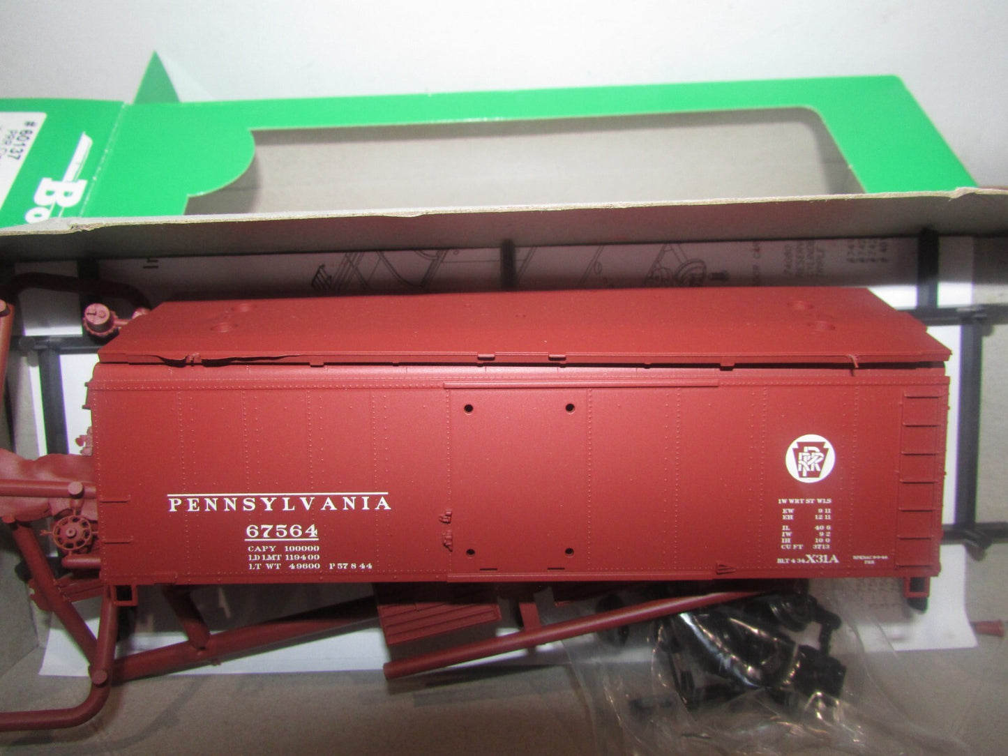 Ho Scale Bowser 60137 PRR Circle Keystone X31 a Insert Roof Boxcar #67564