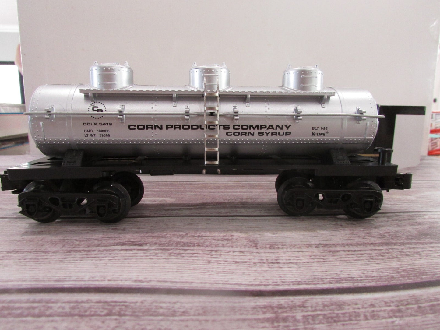 O Gauge K-Line K5419 Corn Products Tiple Dome Tank Car Lot#3066
