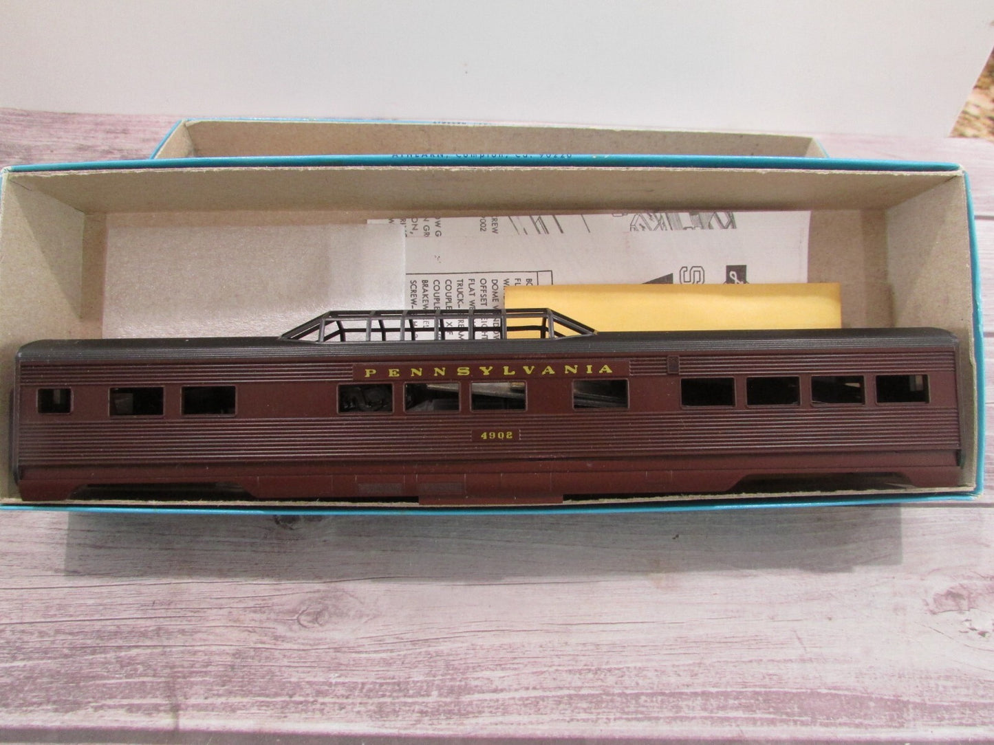 HO Scale Athearn (2) Assorted Passenger Cars Kit Pennsylvania Lot#3299