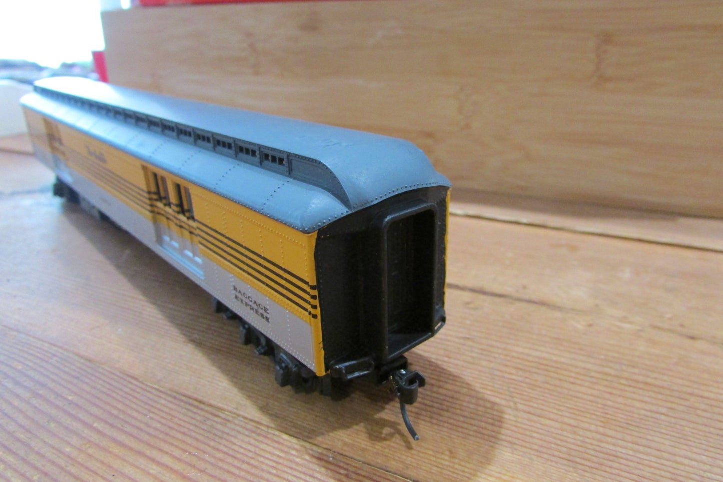 HO Scale IHC 6568Heavy Weight Baggage Express Denver & Rio Grande Lot#5052