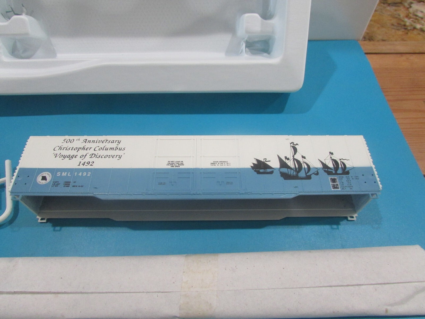 HO Scale Con-Cor 60ft PD Boxcar Columbus 500th Anniv. Special Run Lot#1802