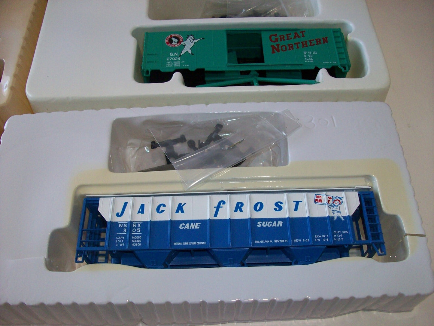 HO Scale Con-Cor (6) Assorted Freight Cars Kits Lot#4115