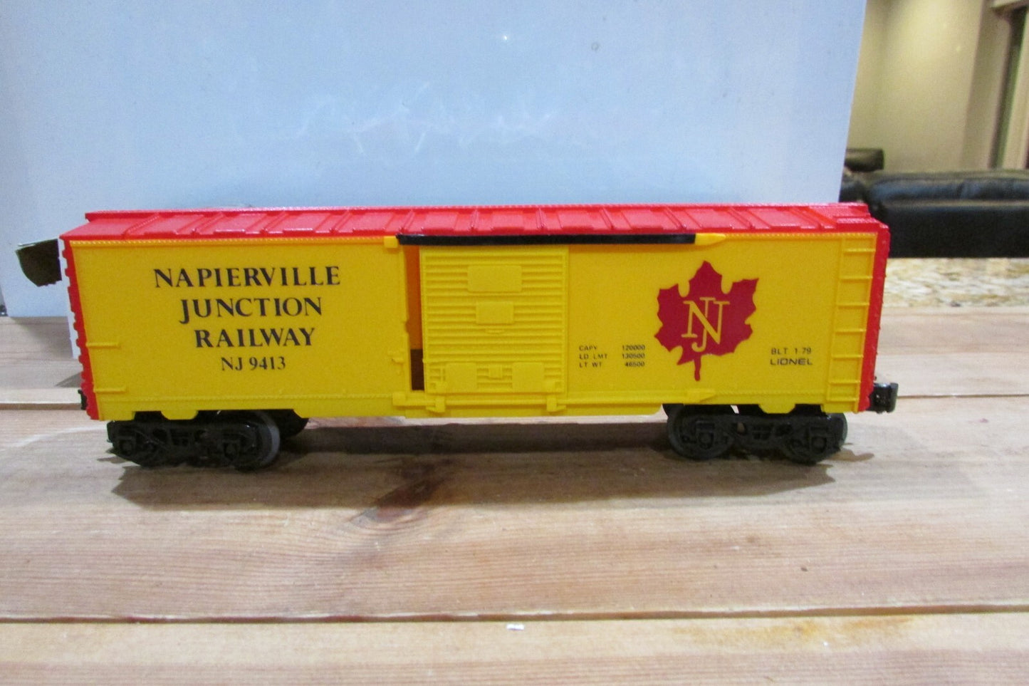 O Scale Lionel 6-9413 Napierville Junction Box Car