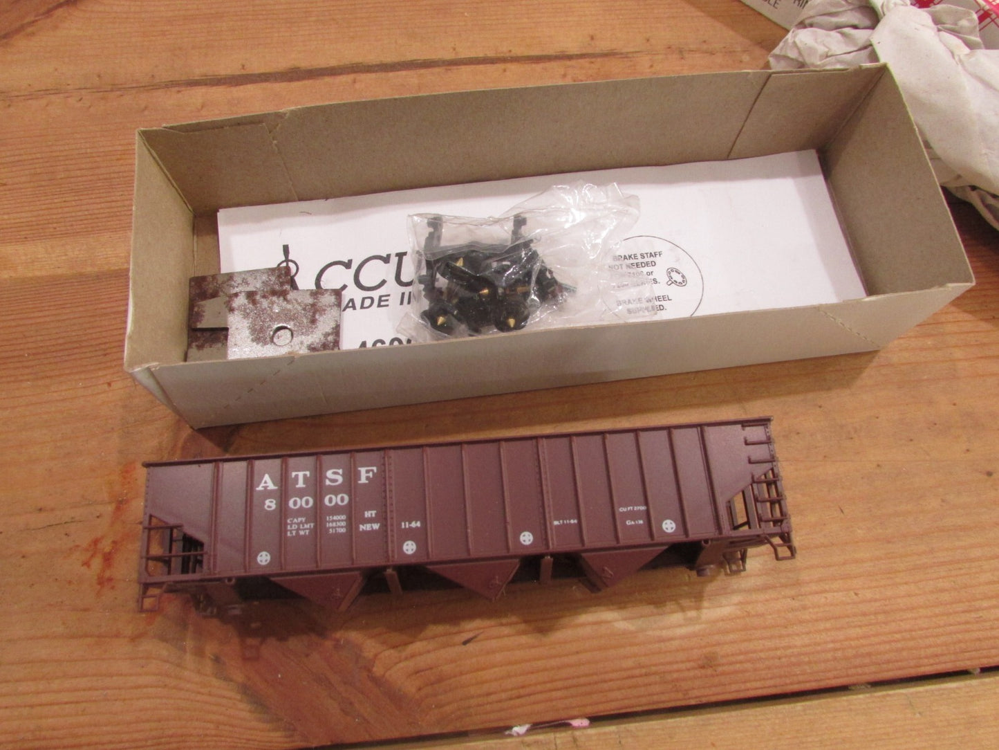HO Scale (4) Stewart Hobbies Assorted Hopper Cars Kits Lot#1040