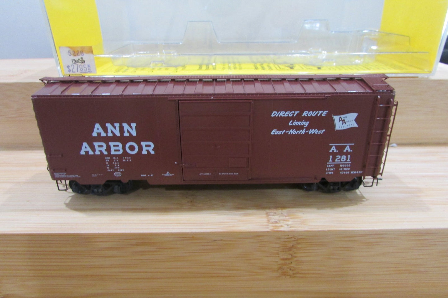 HO Scale Kadee Cars 5226 40' PS-1 Box Car Single 8' 6 Panel Superior KD5006