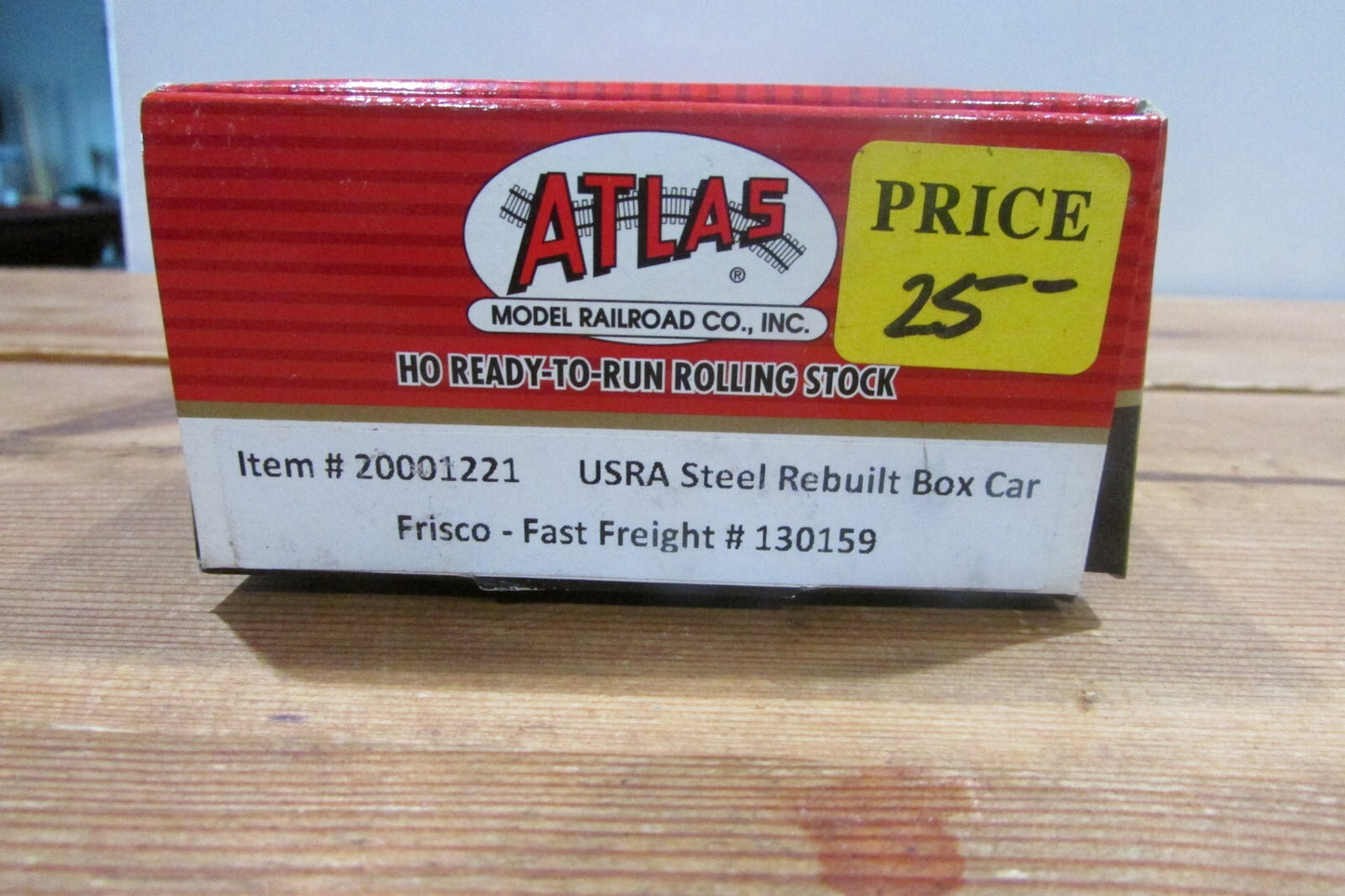 HO Scale Atlas 20-001-221 USRA Steel Rebuilt Box Car A4928
