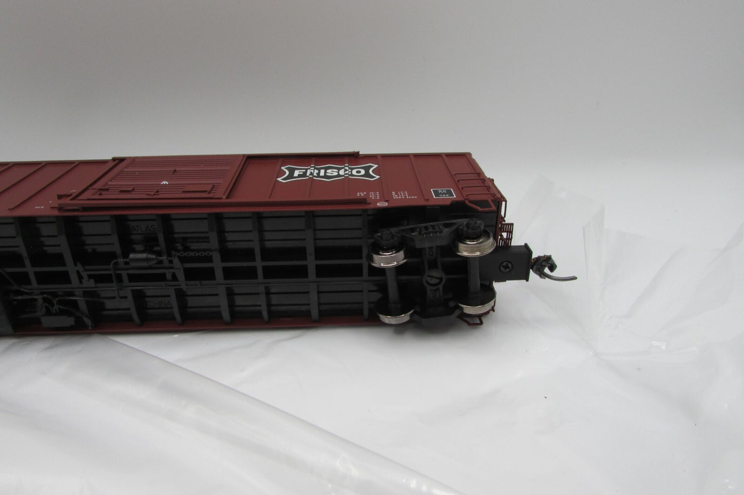 HO Scale Atlas 1352-2- 50' Precision Design Box Car A4661
