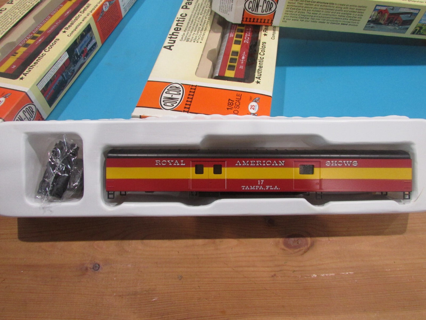 HO Scale Con-Cor Assorted Passenger Cars Kit Royal American Show Lot#1952