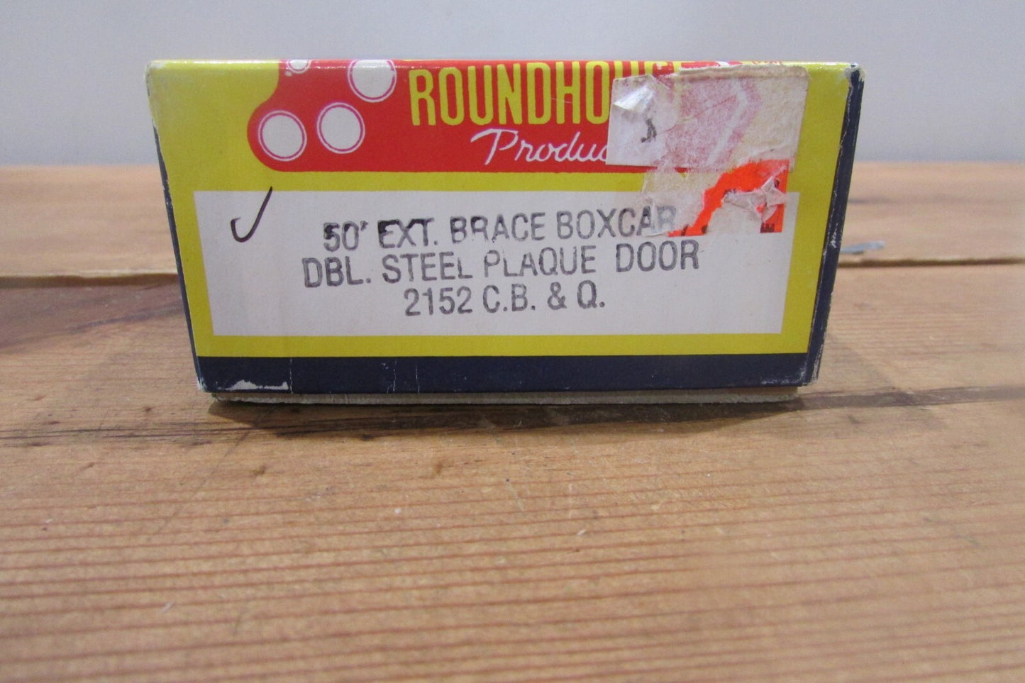 HO Scale RoundHouse 2152 50' EXT Brace Box Car DBL. Steel Plaque D. CB&Q RH4351