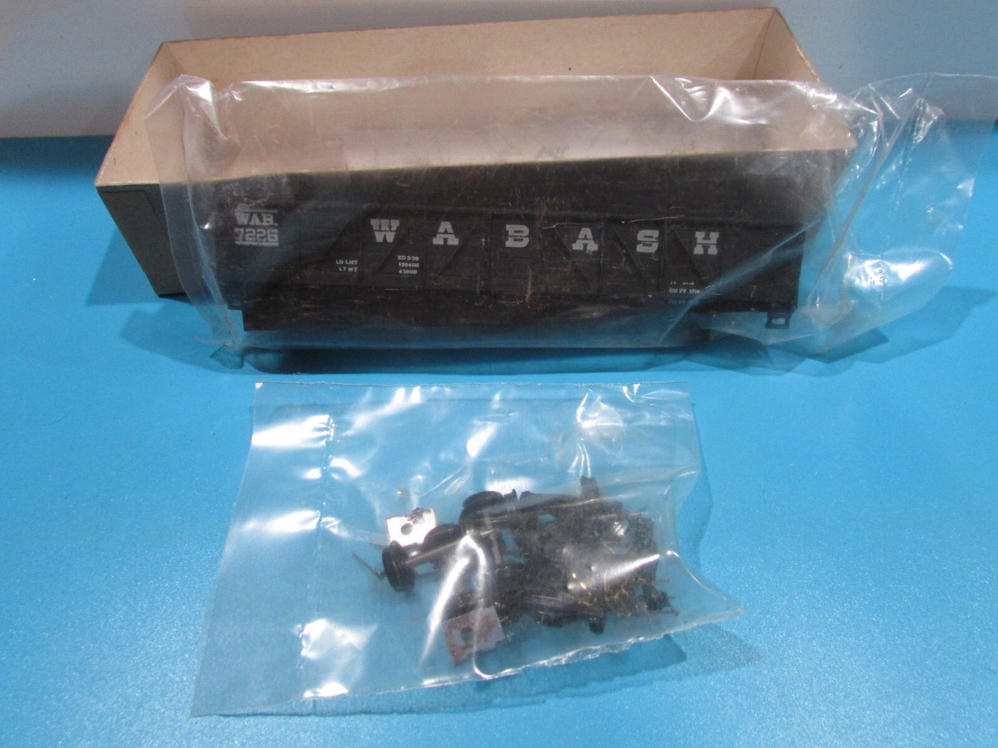 HO Scale Walthers 933-6857 Vintage 40' Gondola Wabash Kit Lot#3948