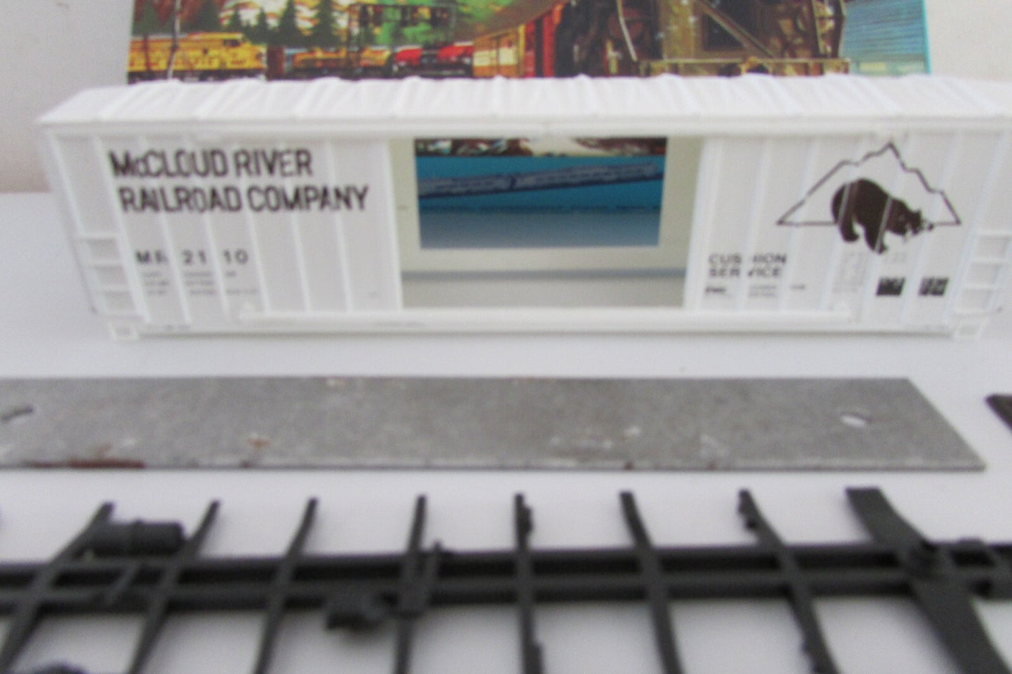 HO Scale Athearn 5078 50ft Railbox Double Door Mc Cloud River Railroad Corp,