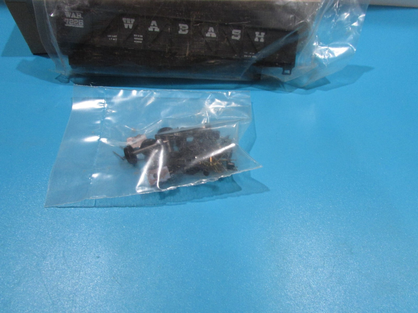HO Scale Walthers 933-6857 Vintage 40' Gondola Wabash Kit Lot#3948