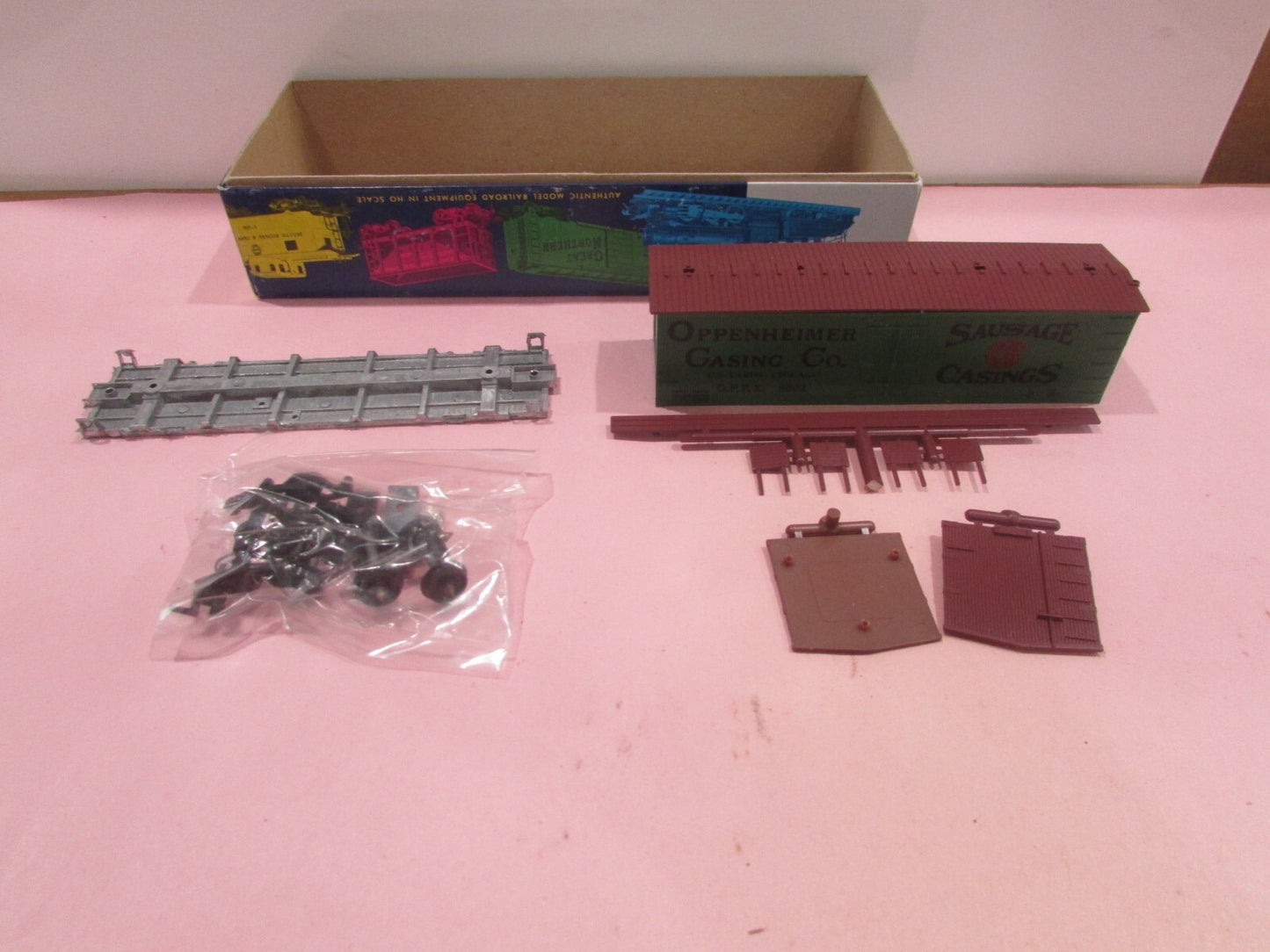 HO Scale RoundHouse 3192 36' Meat Reefer Oppenheimer Casing Co,RH4324