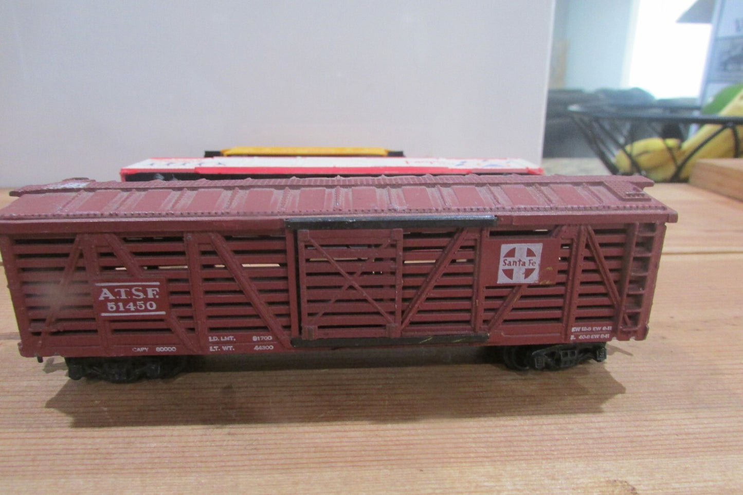 HO Scale (6) Assorted Freights Cars Lot#0329