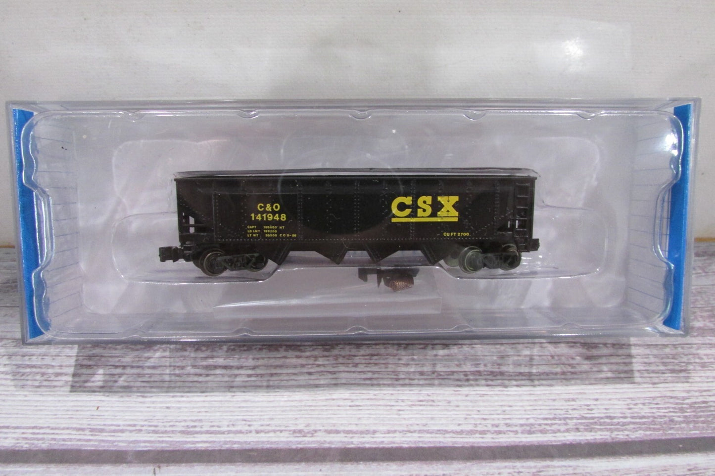 N Scale Bachmann 73368 40 Quad Hopper CSX ( C&O #141948 )