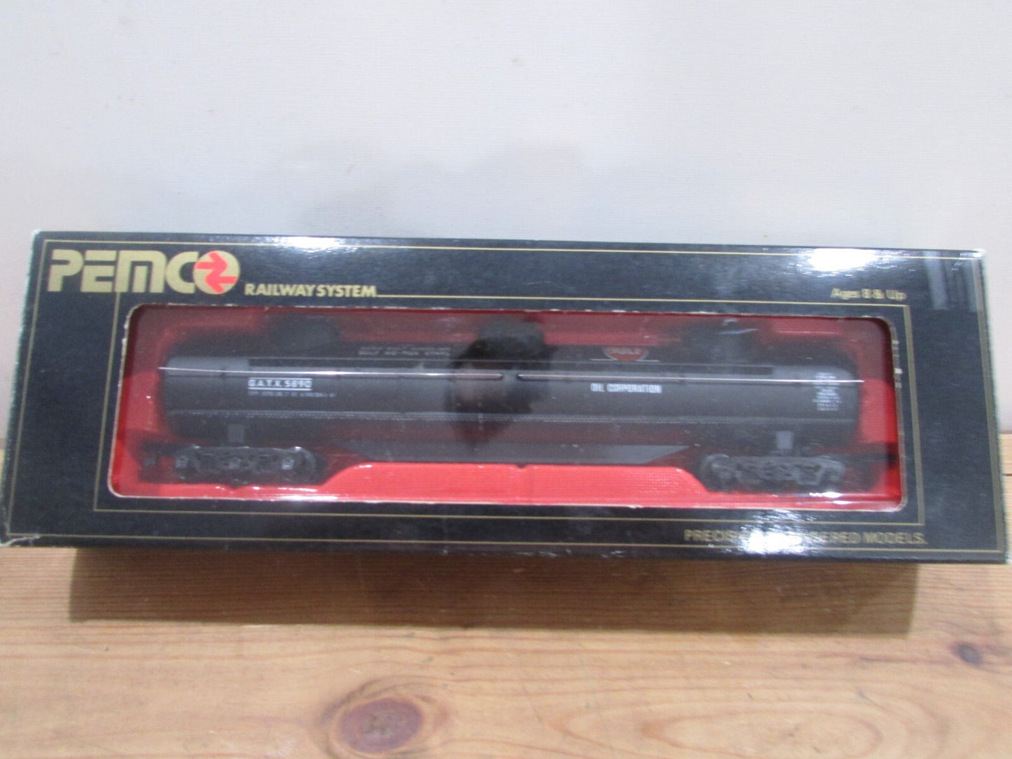 HO Scale Pemco 3451-034 60' Tank Car GULF Lot#3545