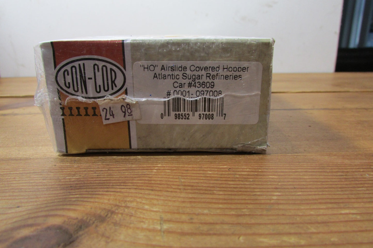 HO Scale Con-Cor 01-97708 Airslide Covered Hopper Lot#3877