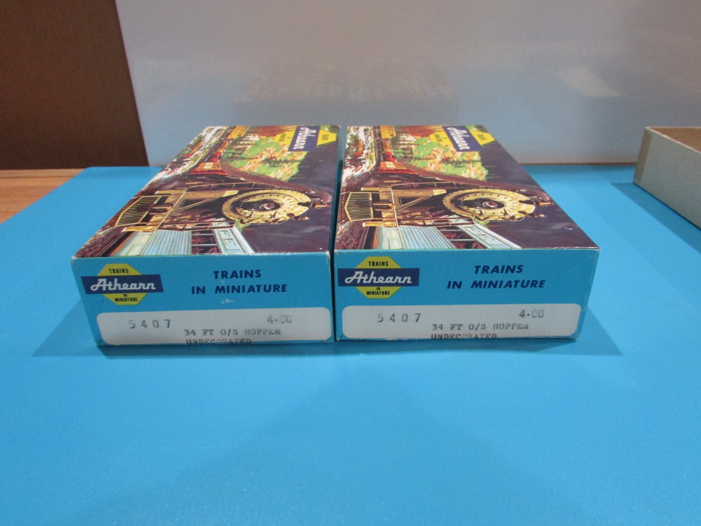 HO Scale Athearn(2) 34ft O/S Hopper Cars Kits HERN Lot#0962