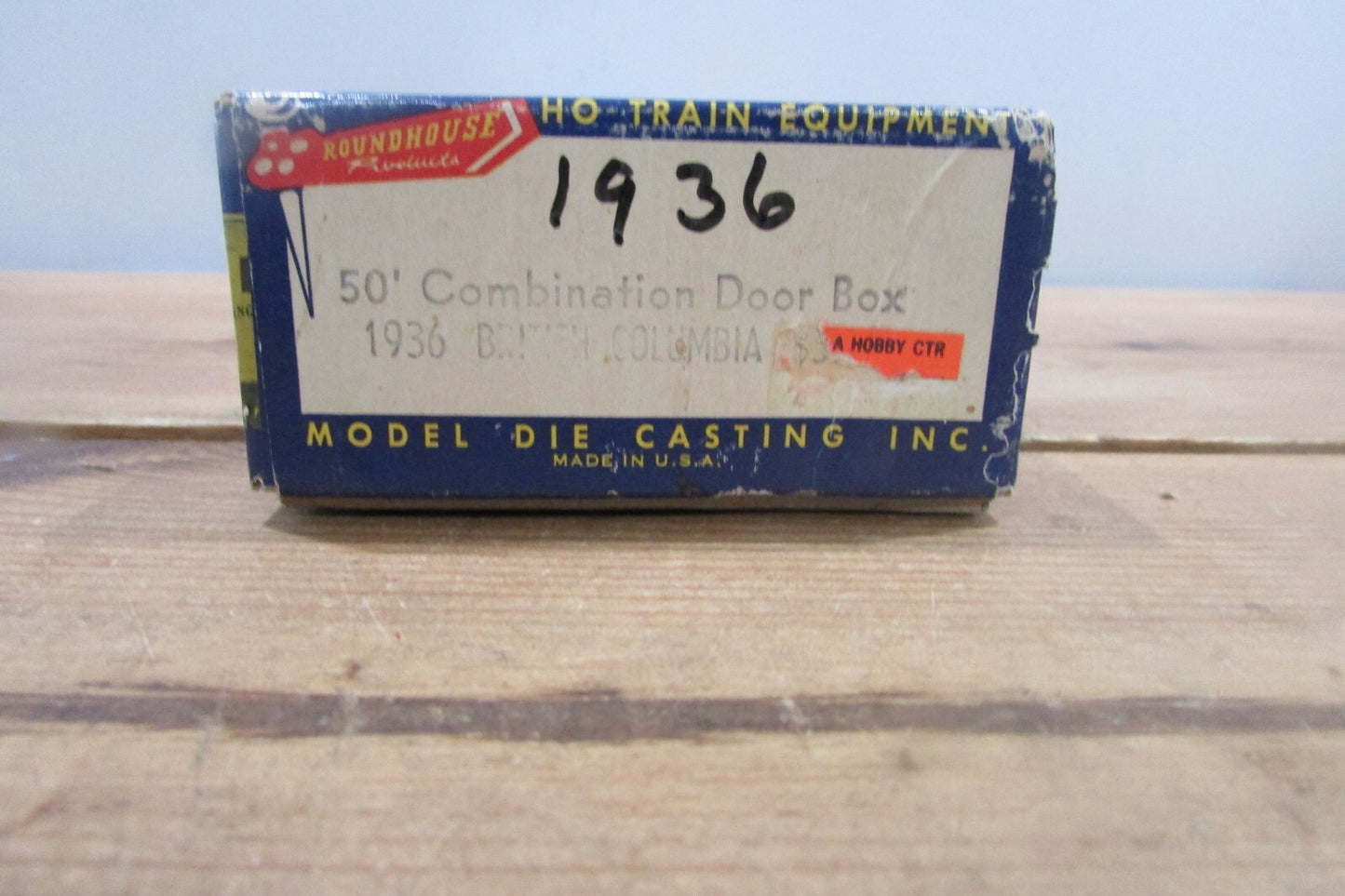 HO Scale RoundHouse 11936 50' Combination Door Box Car British Columbia RH4381