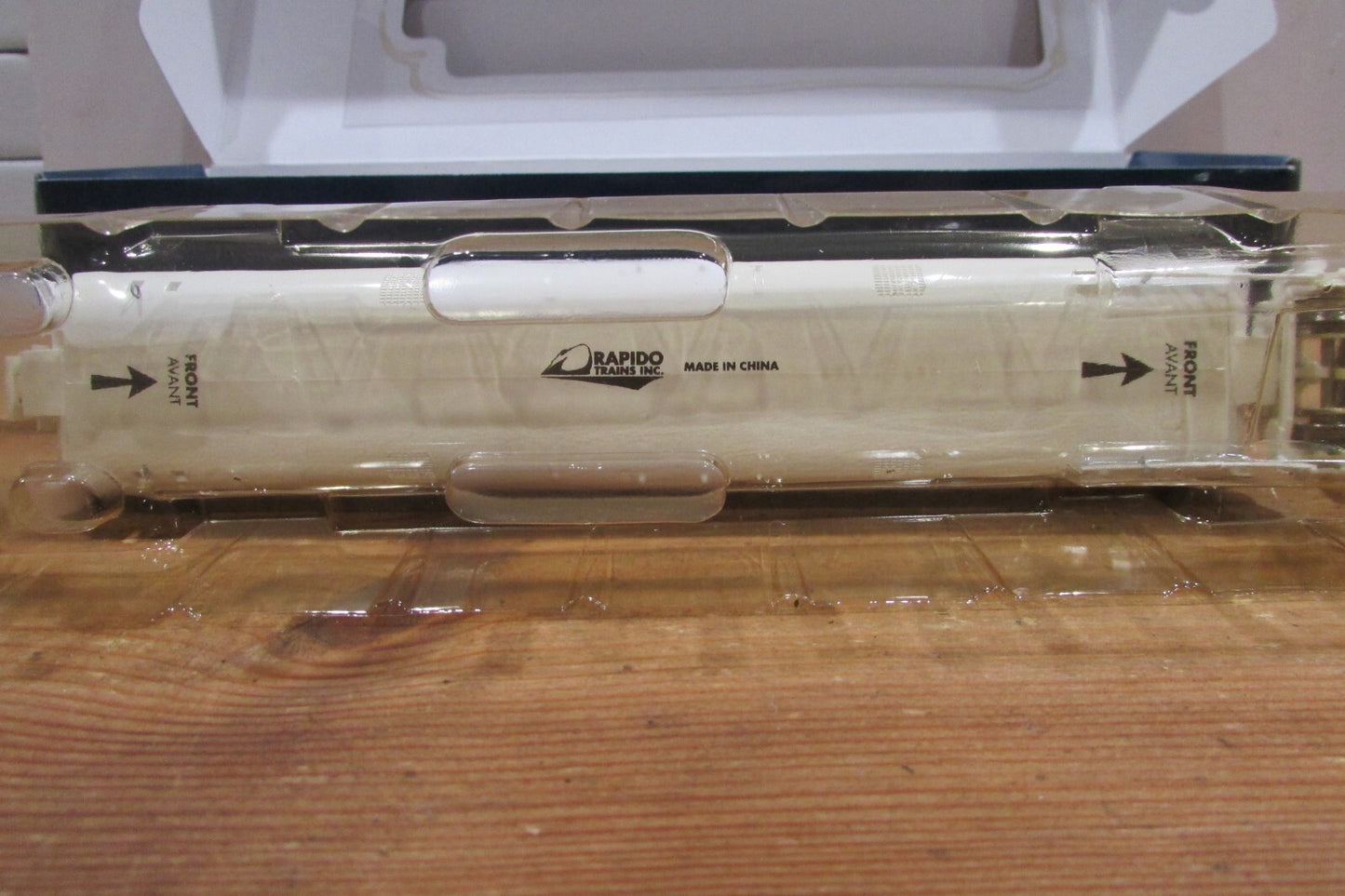 HO Scale Rapido Trains IC-36/37 200302 Early Amtrak Turbo Coach #72 Lot#4159