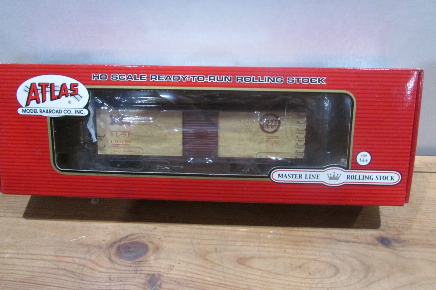 HO Scale Atlas 20-001-221 USRA Steel Rebuilt Box Car A4928