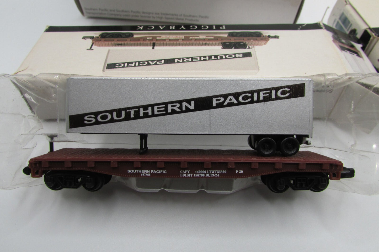 N Scale (9) Assorted Feright Cars Southern Pacific Lot#2846