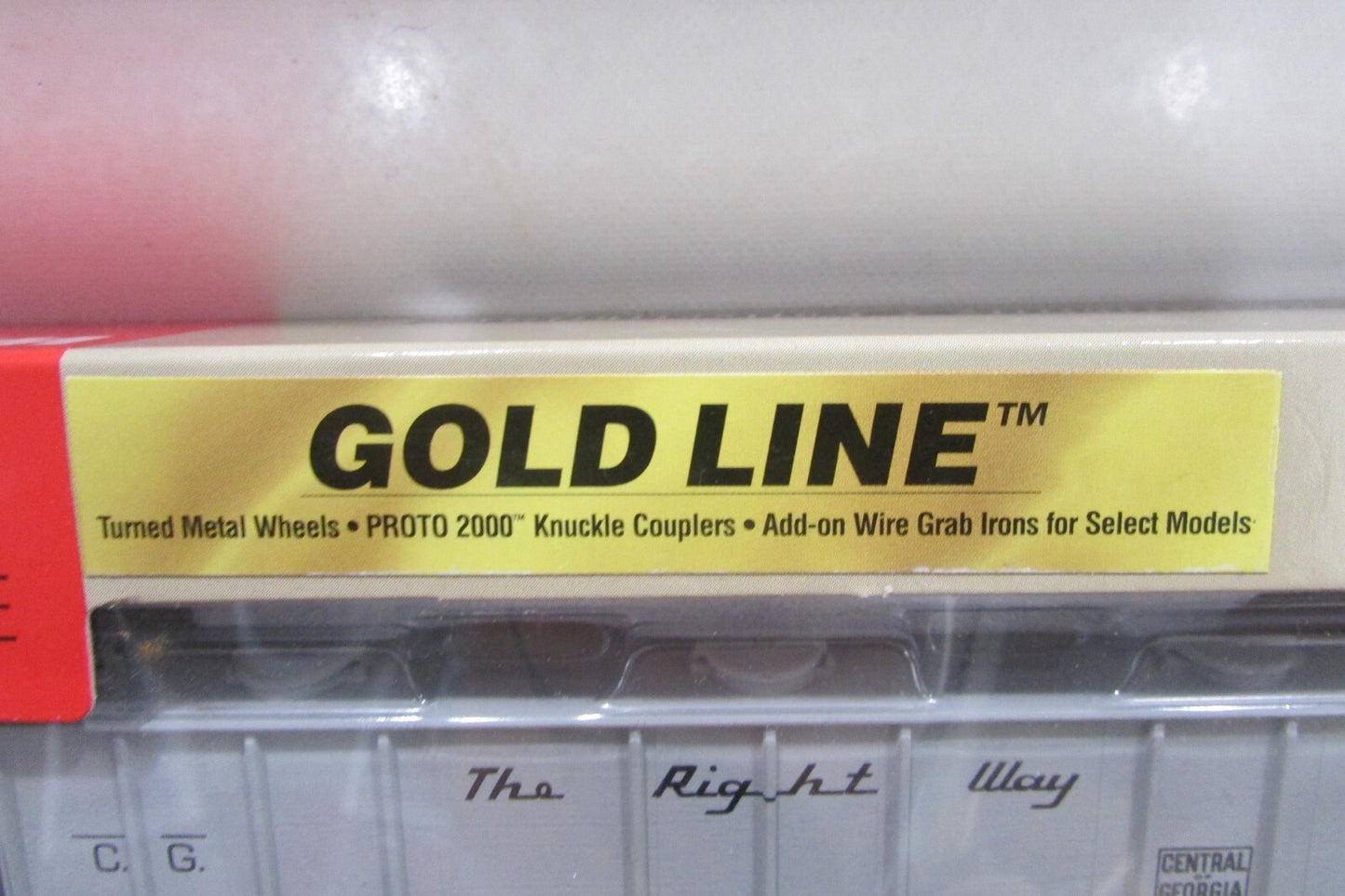 HO Scale Walthers 932-7967 PS-2 2893 Cu Ft Covered Hopper ColG #925 WAL4582