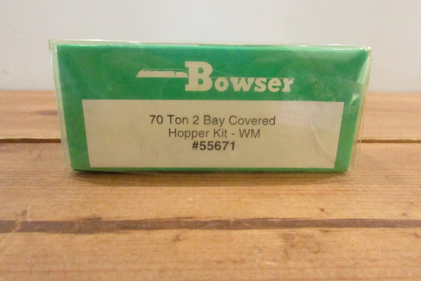 Ho Scale Bowser 55671 70Ton 2Bay Covered Hopper Western Maryland Kit