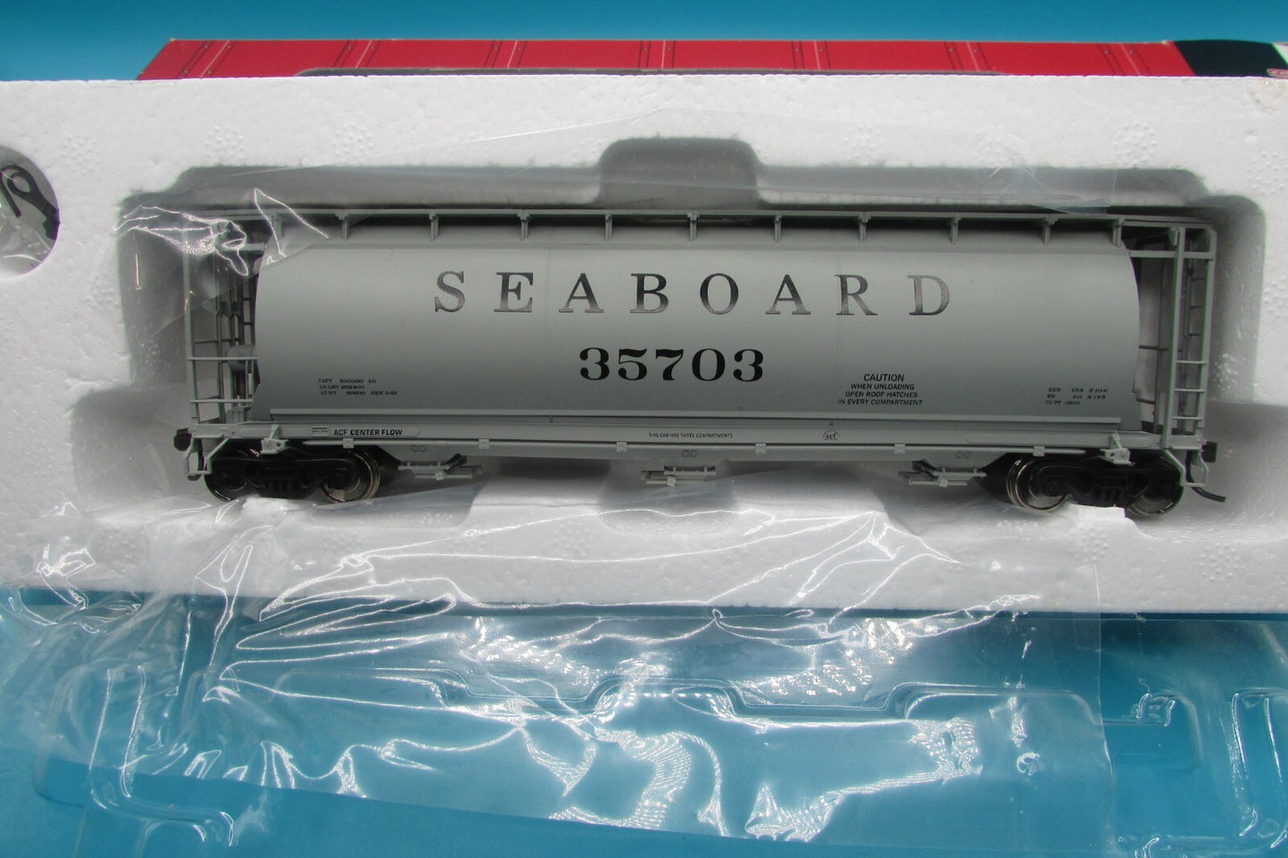 HO Scale Atlas 1943-1 ACF 3Bay Cylindrical Hopper A4468