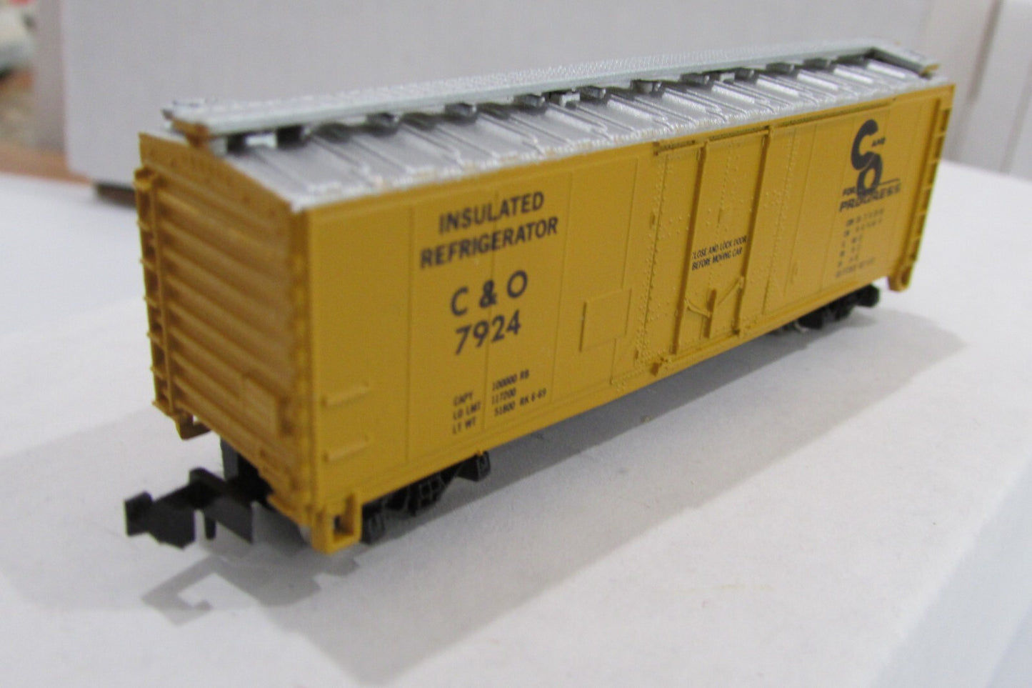 N Scale Atlas 3306 40' Box Car Chessapeake & Ohio #7924