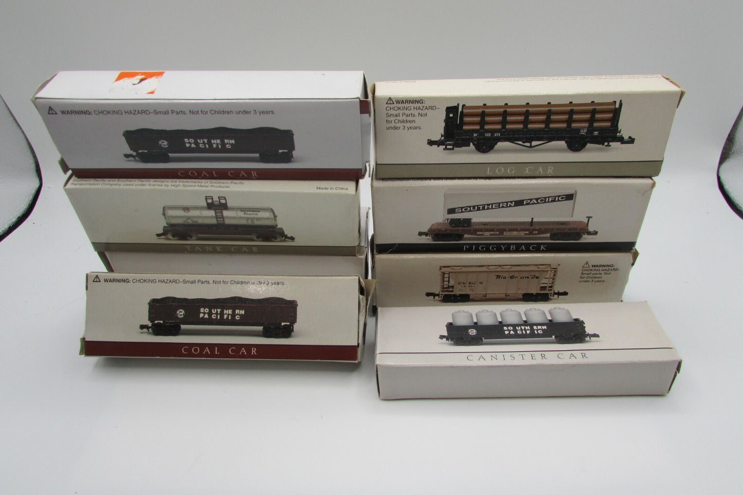 N Scale (9) Assorted Feright Cars Southern Pacific Lot#2846