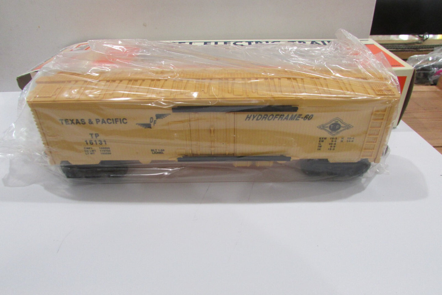 O Gauge Lionel 6-16131 Texas & Pacific Reefer Car