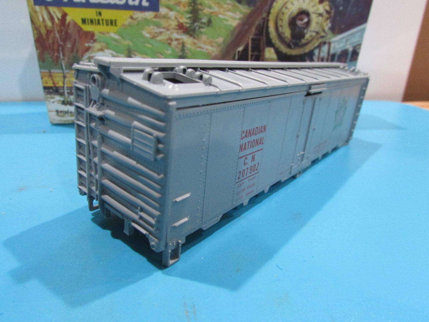 HO Scale Athearn(3)Assorted Freight Cars C.National & C.Pacific Lot#0943