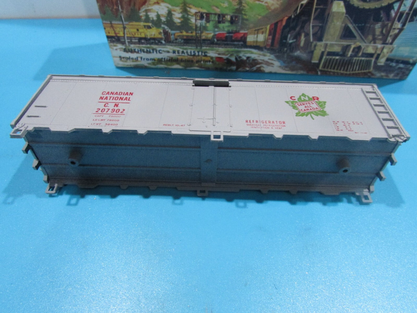 HO Scale Athearn(3)Assorted Freight Cars C.National & C.Pacific Lot#0943