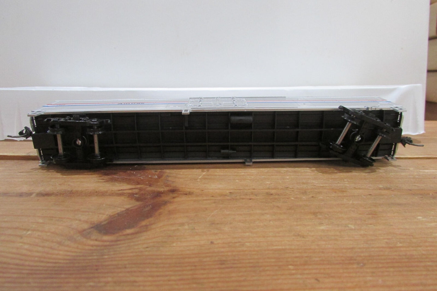 HO Scale Con-Cor 60ft Mail Handling Car Amtrak #1425 RTR Lot#3984