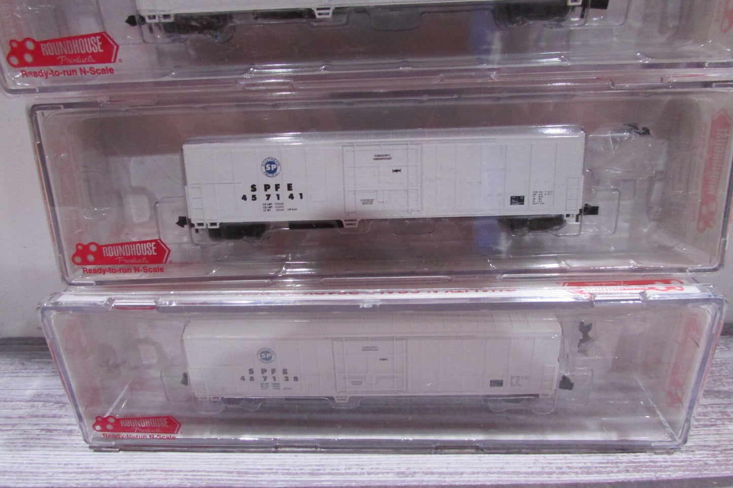 N Scale RoundHouse (4) 57' Mechanical Reefer SPFE Lot#3026