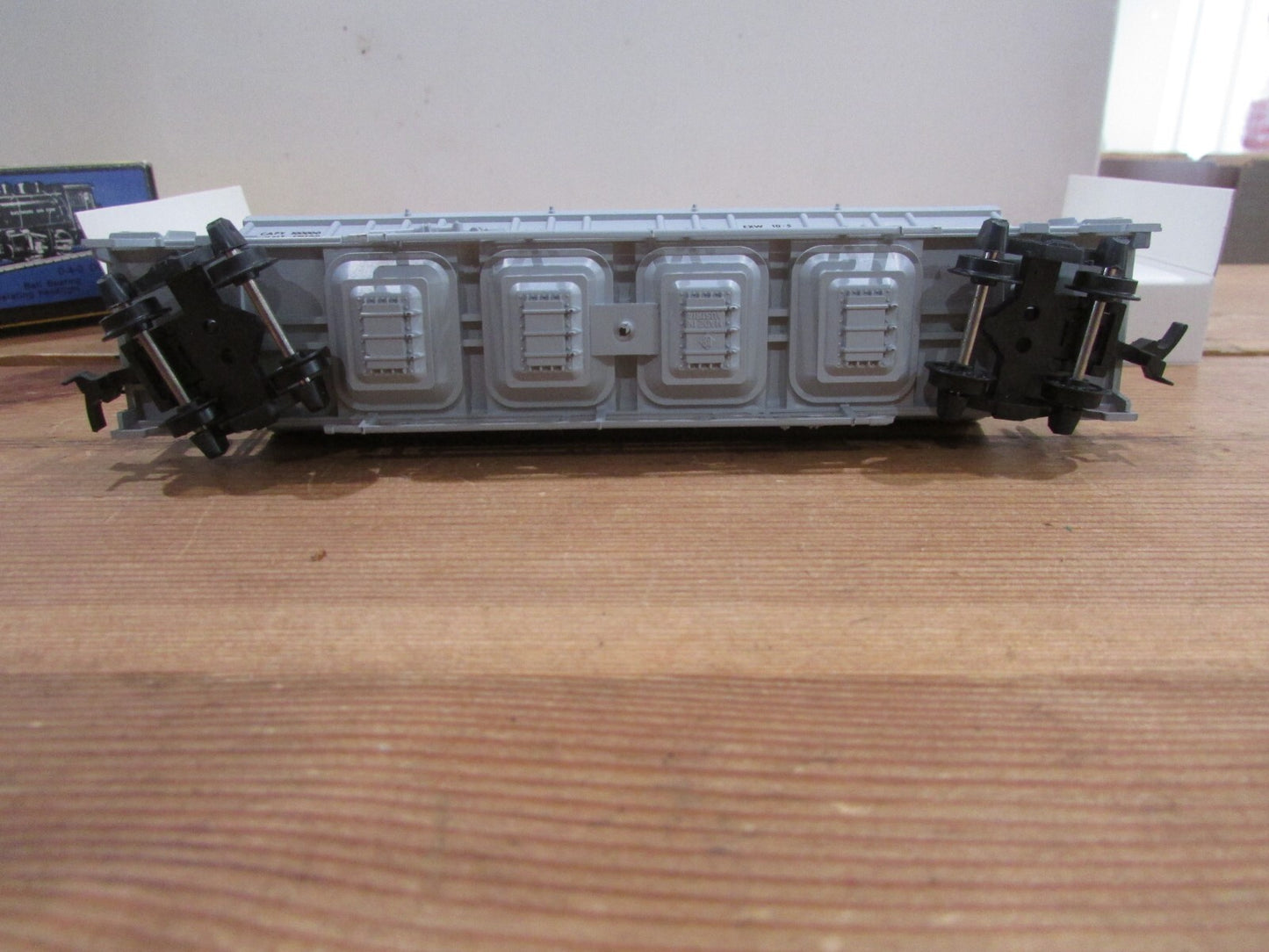 HO Scale AHM 5427E GULF Center Flow Car SHPX #52463