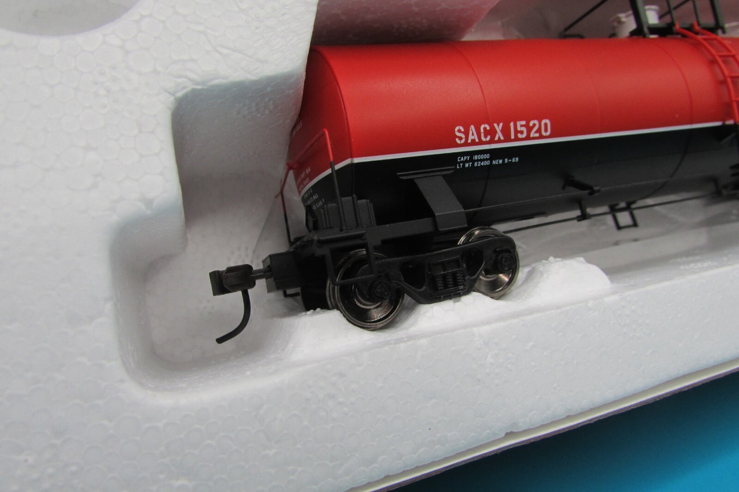 HO Scale Atlas 1557-4 17.360 Gallon Tank Car PPG#1520 A4421
