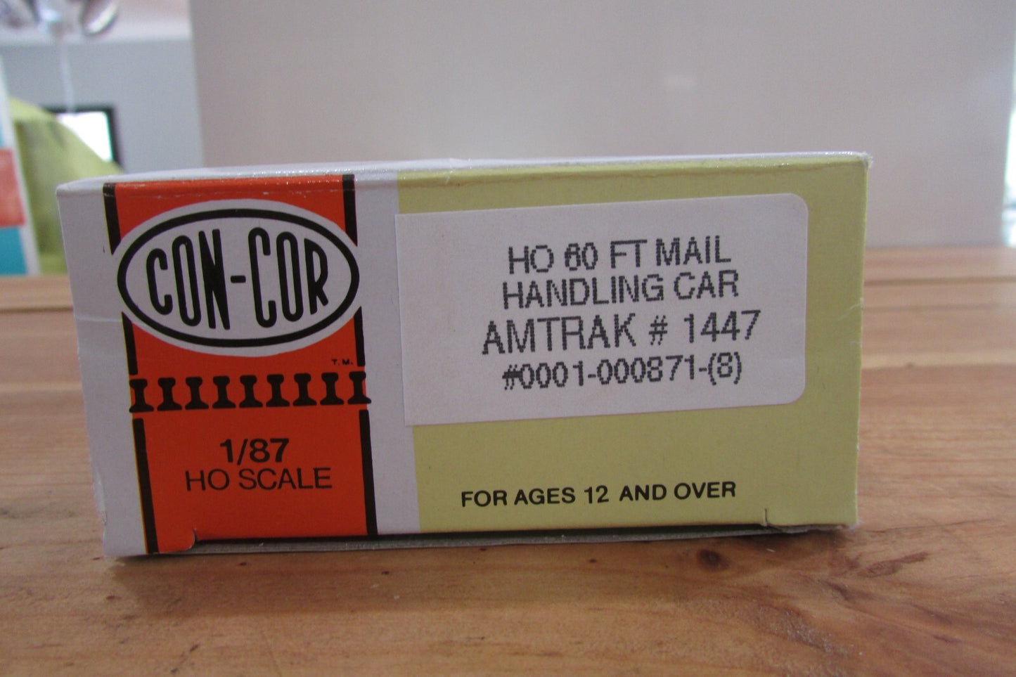 HO Scale Con-Cor 60ft Mail Handling Car Amtrak #1447 Lot#0026
