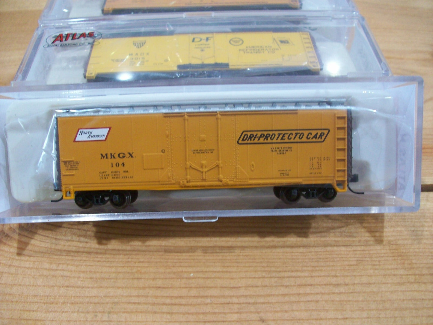 N Scale Atlas N09 (3) Assorted 40' Plug Door Box Car