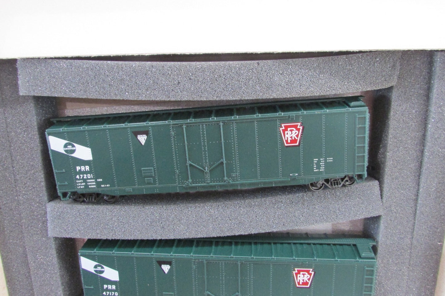 HO Scale Athearn 2313 PRR/GAEX Two 50' Plug Door Box Cars Lot# 0029