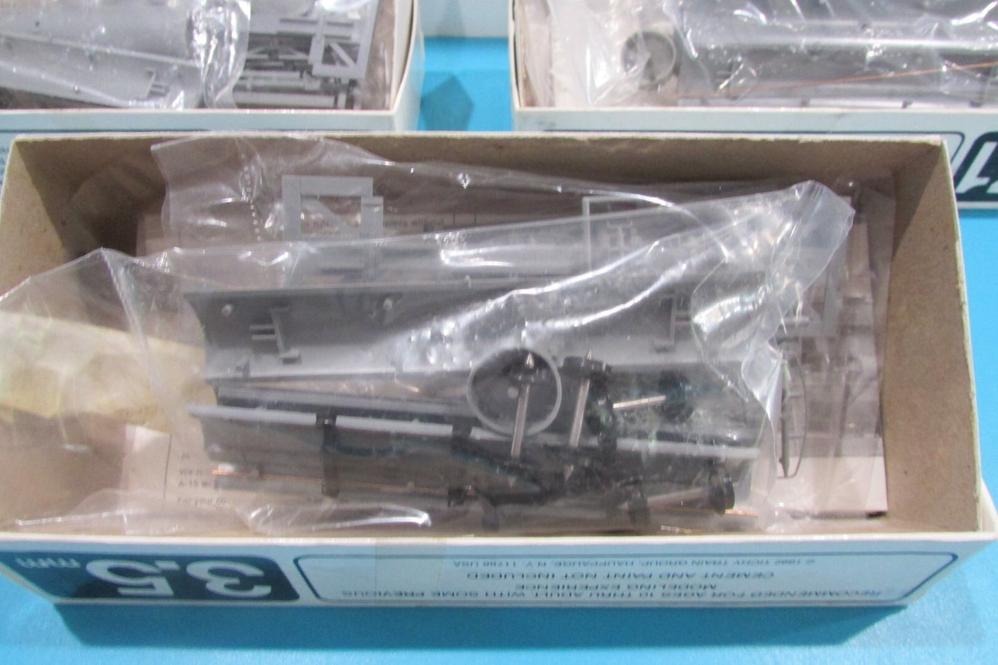 HO Scale (3)Tichy Train Group Undecorated Freight Car Kits Lot#2465