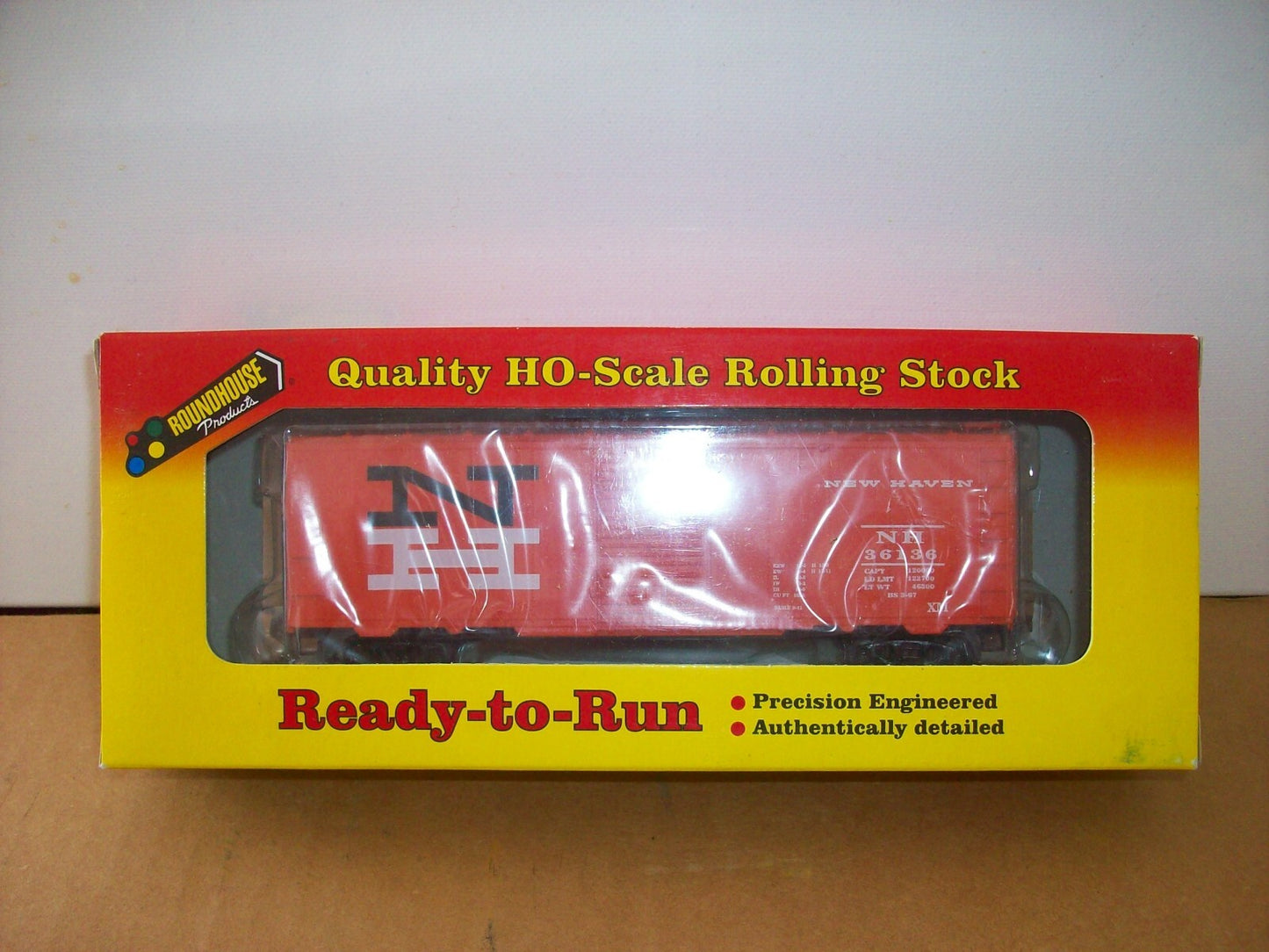 HO Scale Roundhouse 20414 40' AAR Single Door Box Car New Haven Lot#0562