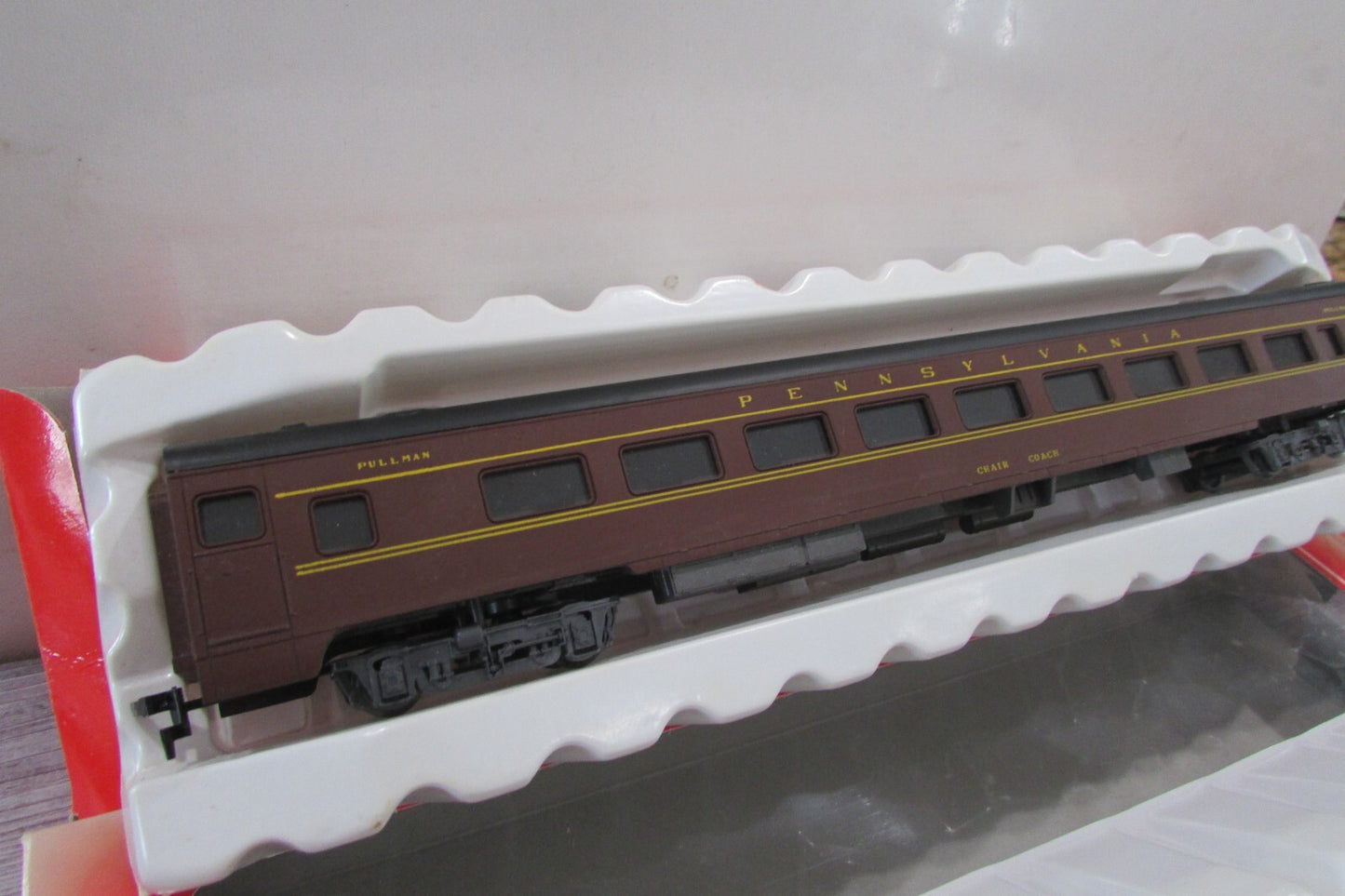 HO Scale IHC (2)Pennsulvania Assorted Passenger Cars Lot#2964