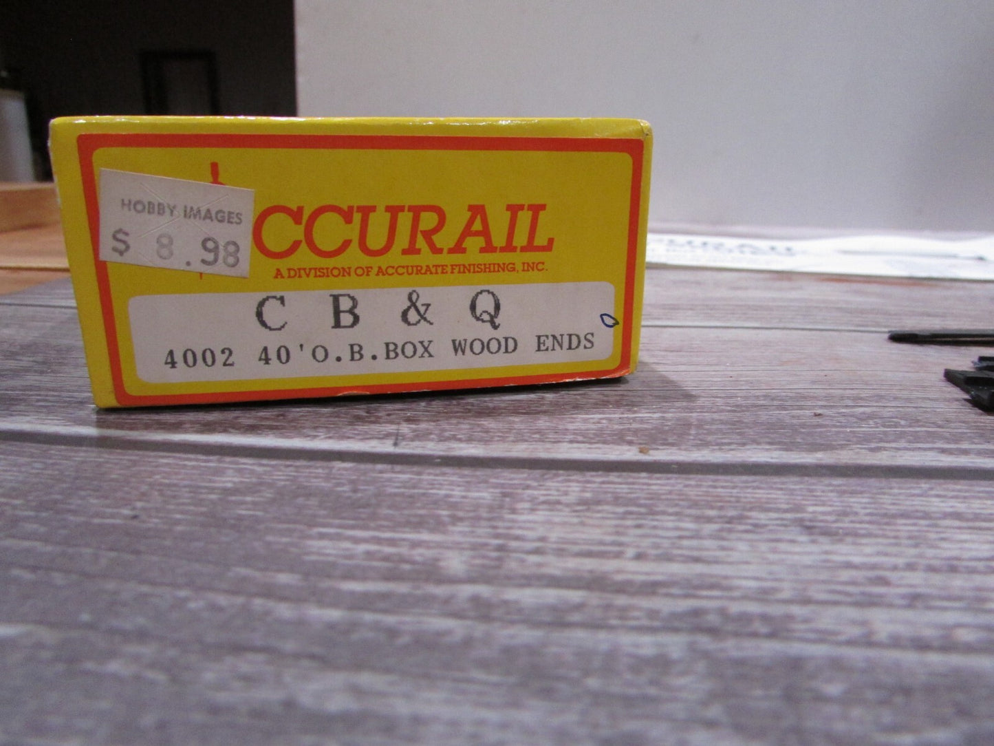 HO Scale Accurail 4002 40' O.B BoxCar Wood Rnda C.B & Q. #130258