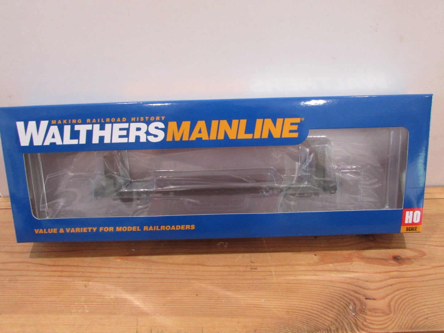 HO Scale Walthers P-Standard 60' Bulkhead Flatcar Indiana Harbor Belt Lot#3092